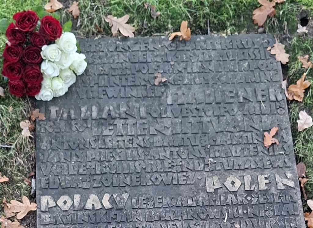 Listopadowy hołd Polakom poległym w czasie II wojny światowej